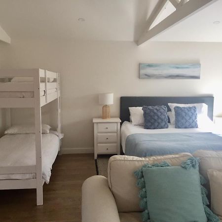 Bijoux Beach House Freshwater Экстерьер фото