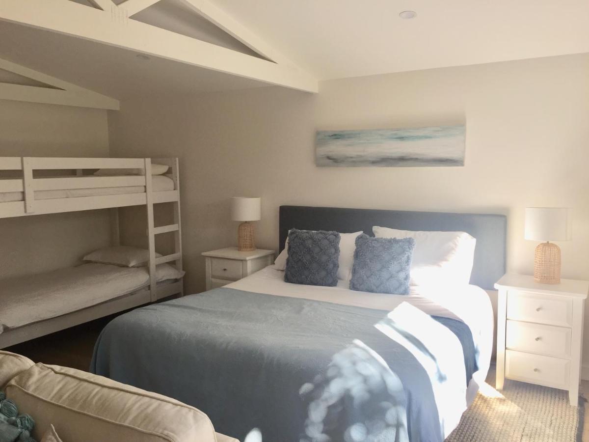 Bijoux Beach House Freshwater Экстерьер фото